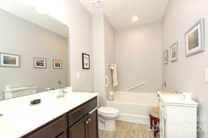 Chase View - Residential