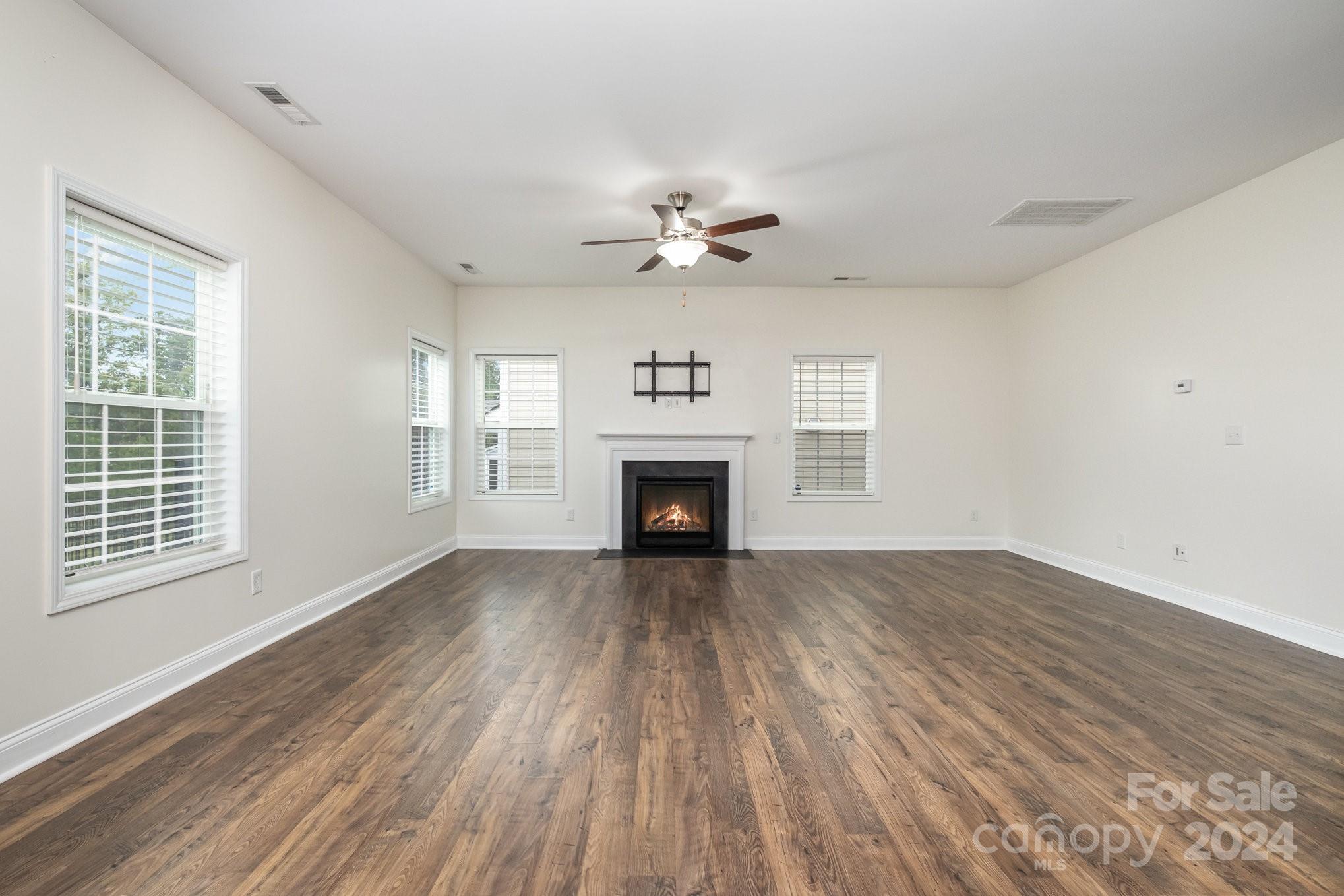 Kellswater Bridge - Residential