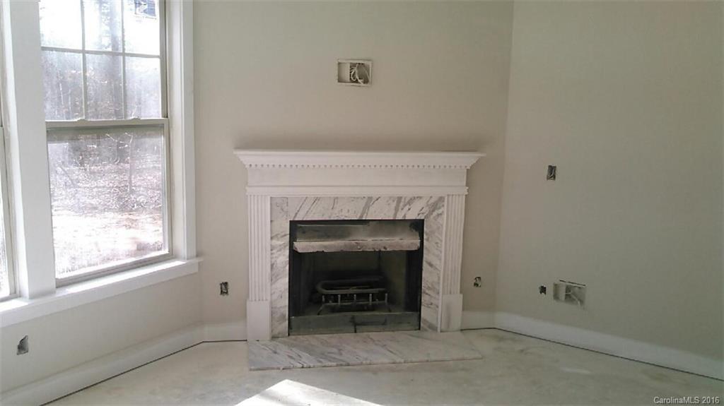 Knollwood Acres - Residential