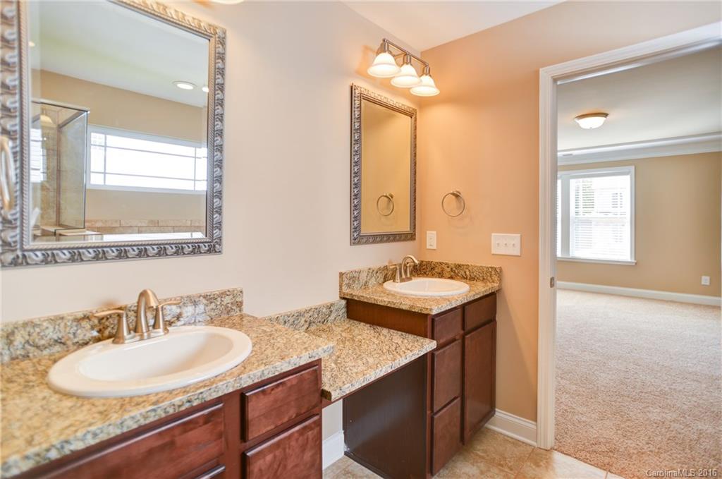 Knollwood Acres - Residential