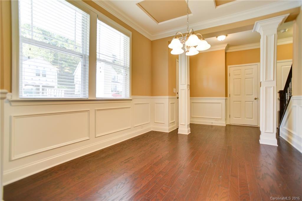 Knollwood Acres - Residential