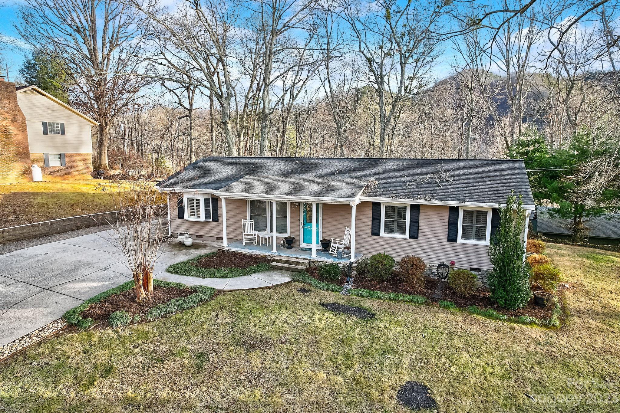 Midway Brook - Residential