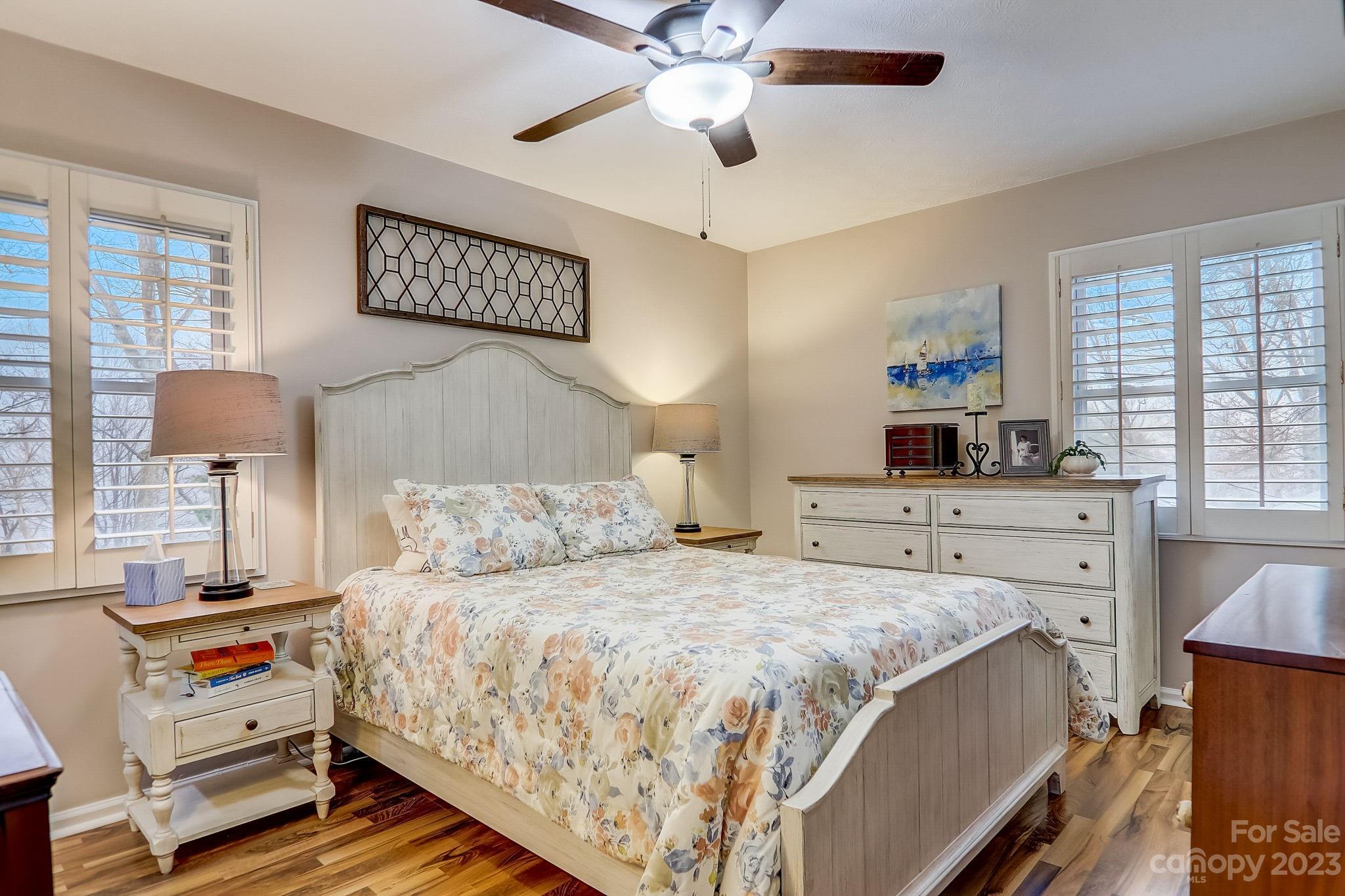 Midway Brook - Residential