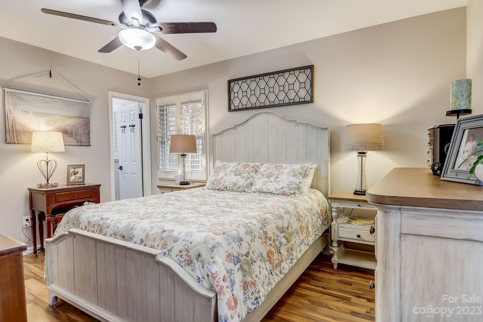 Midway Brook - Residential