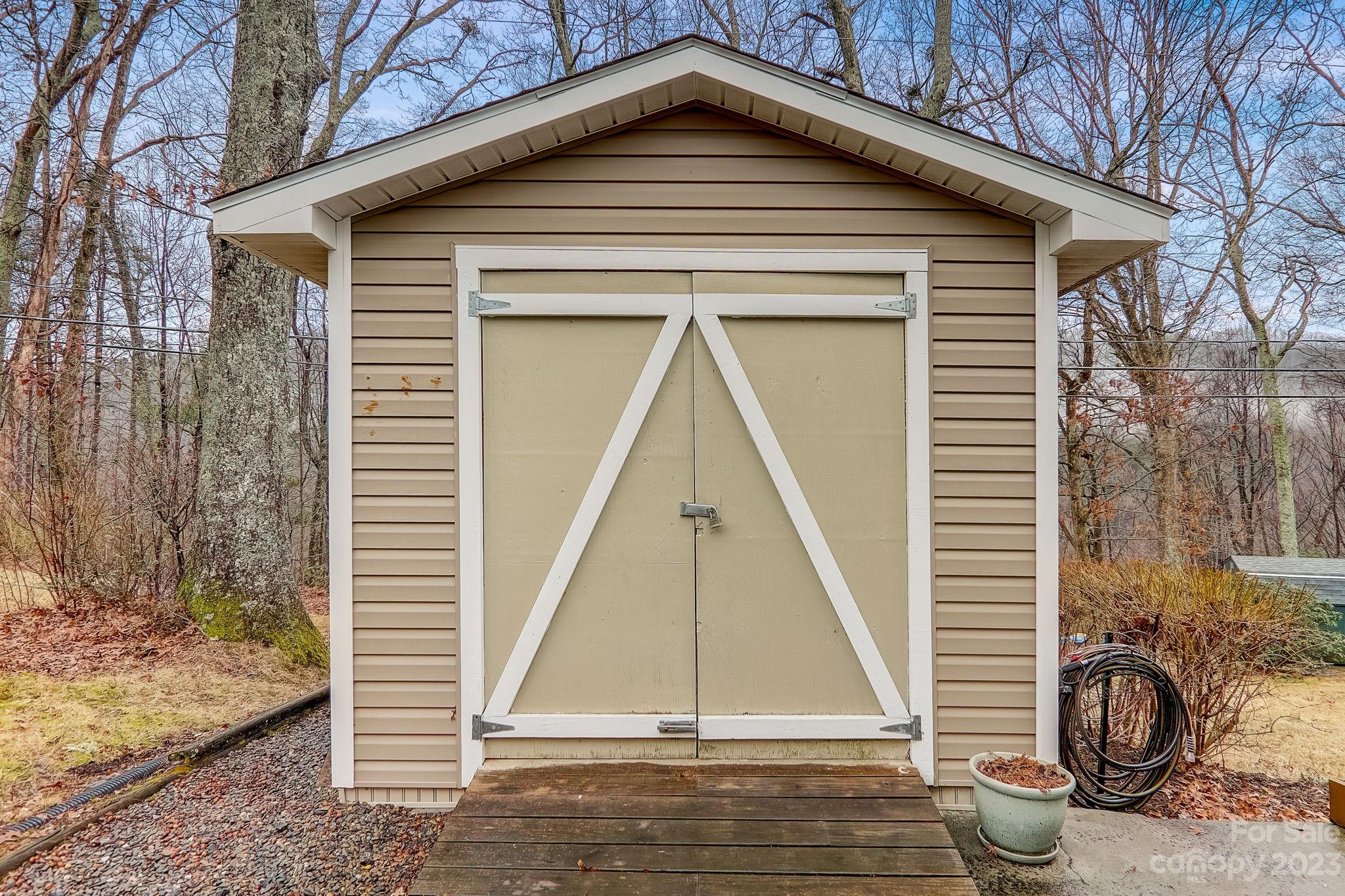 Midway Brook - Residential