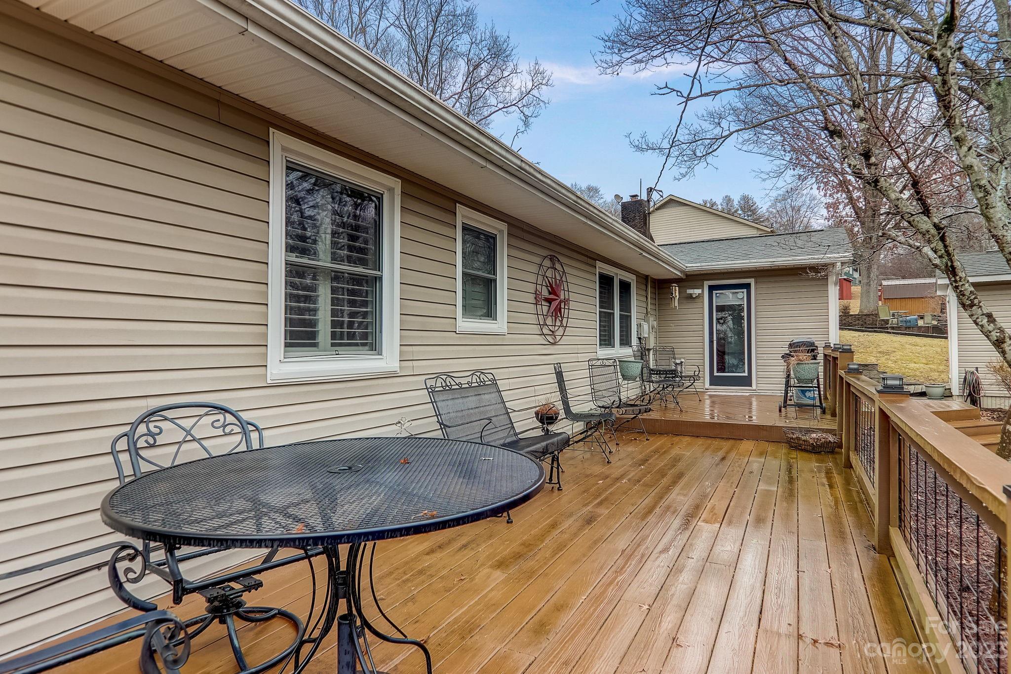 Midway Brook - Residential