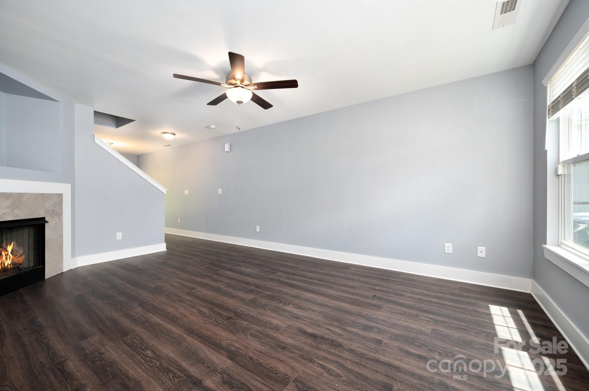 207 Stoney Point Way