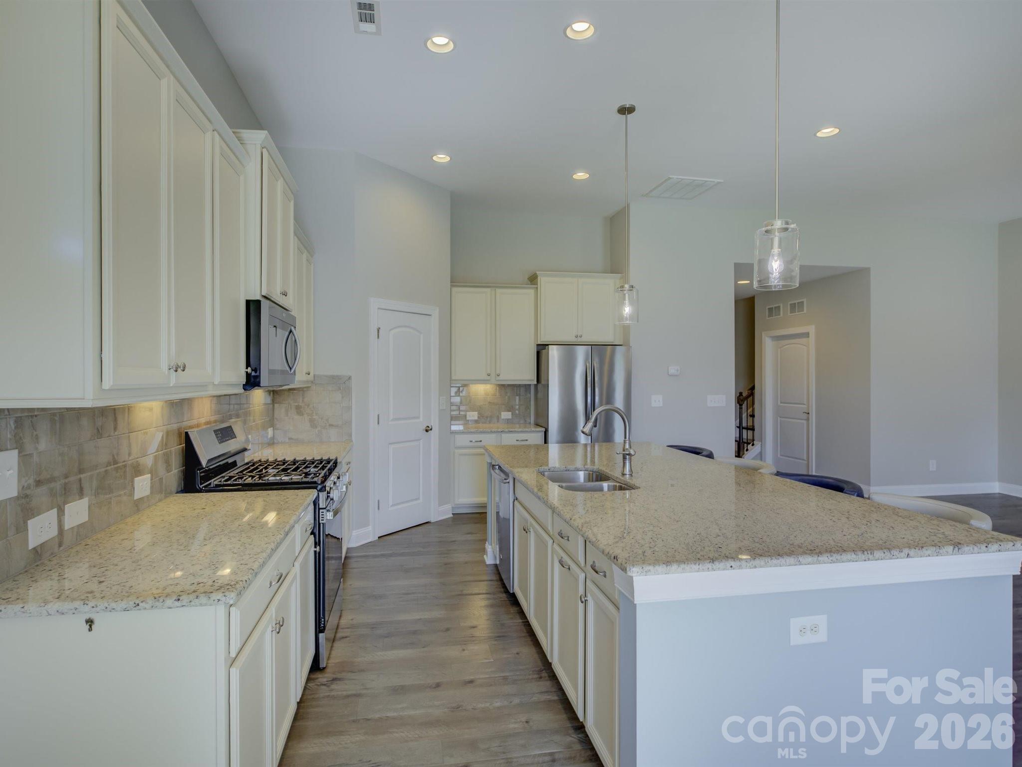 The Conservancy at McLean - Residential