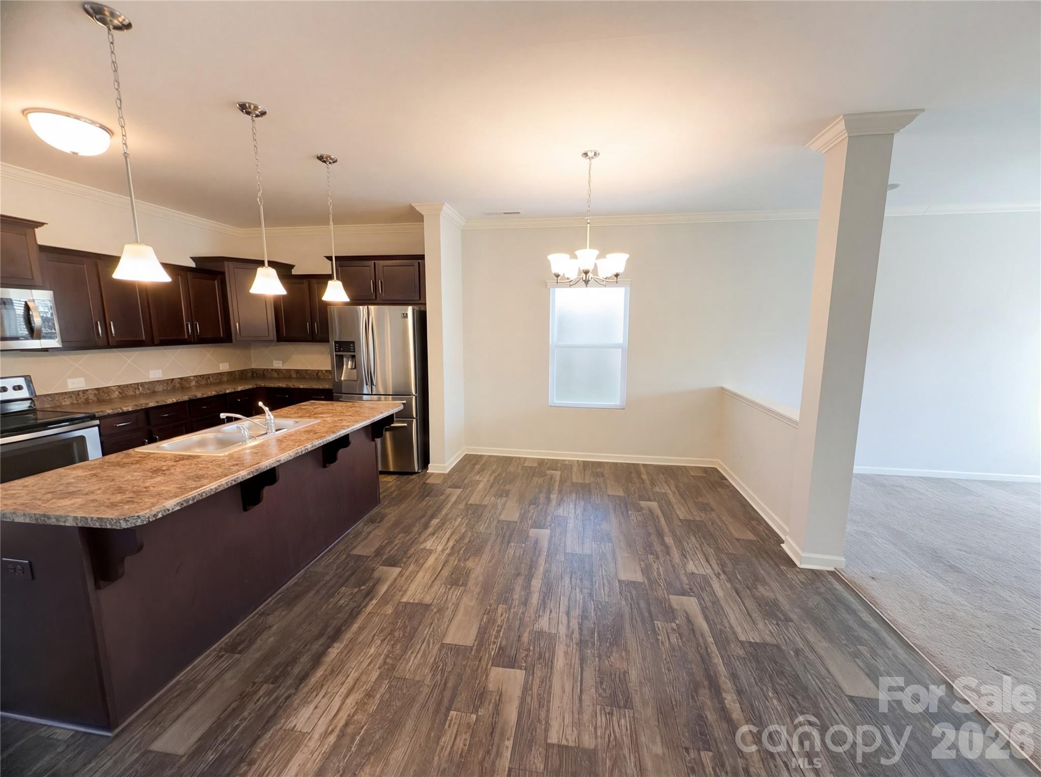 8004 Camden Crossing