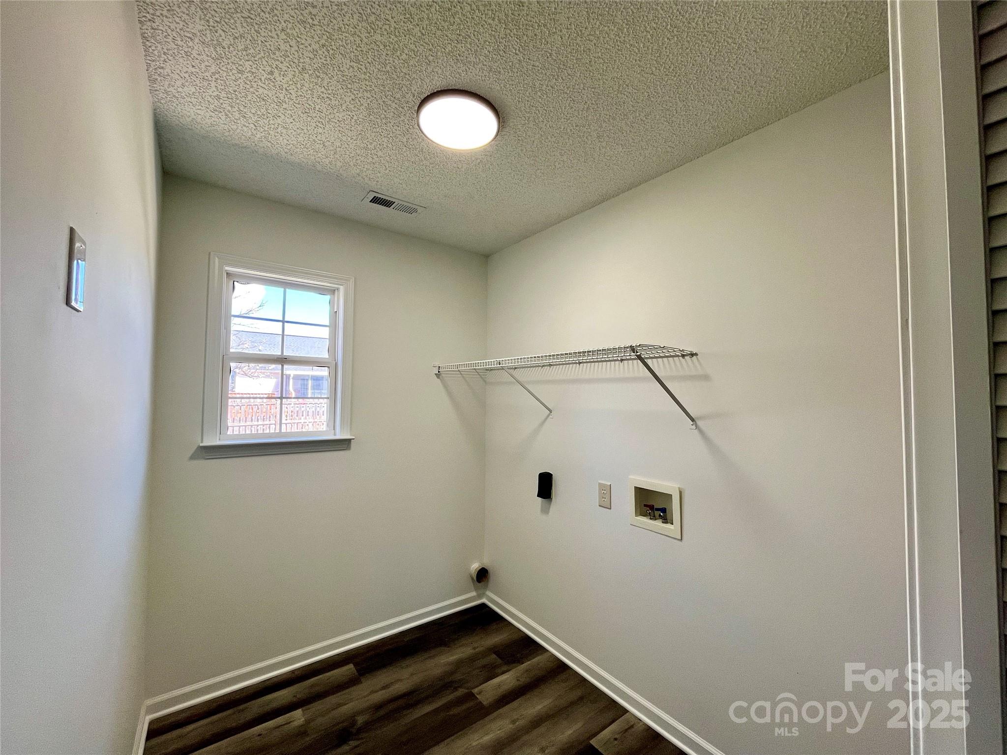 Chelsea Woods - Residential