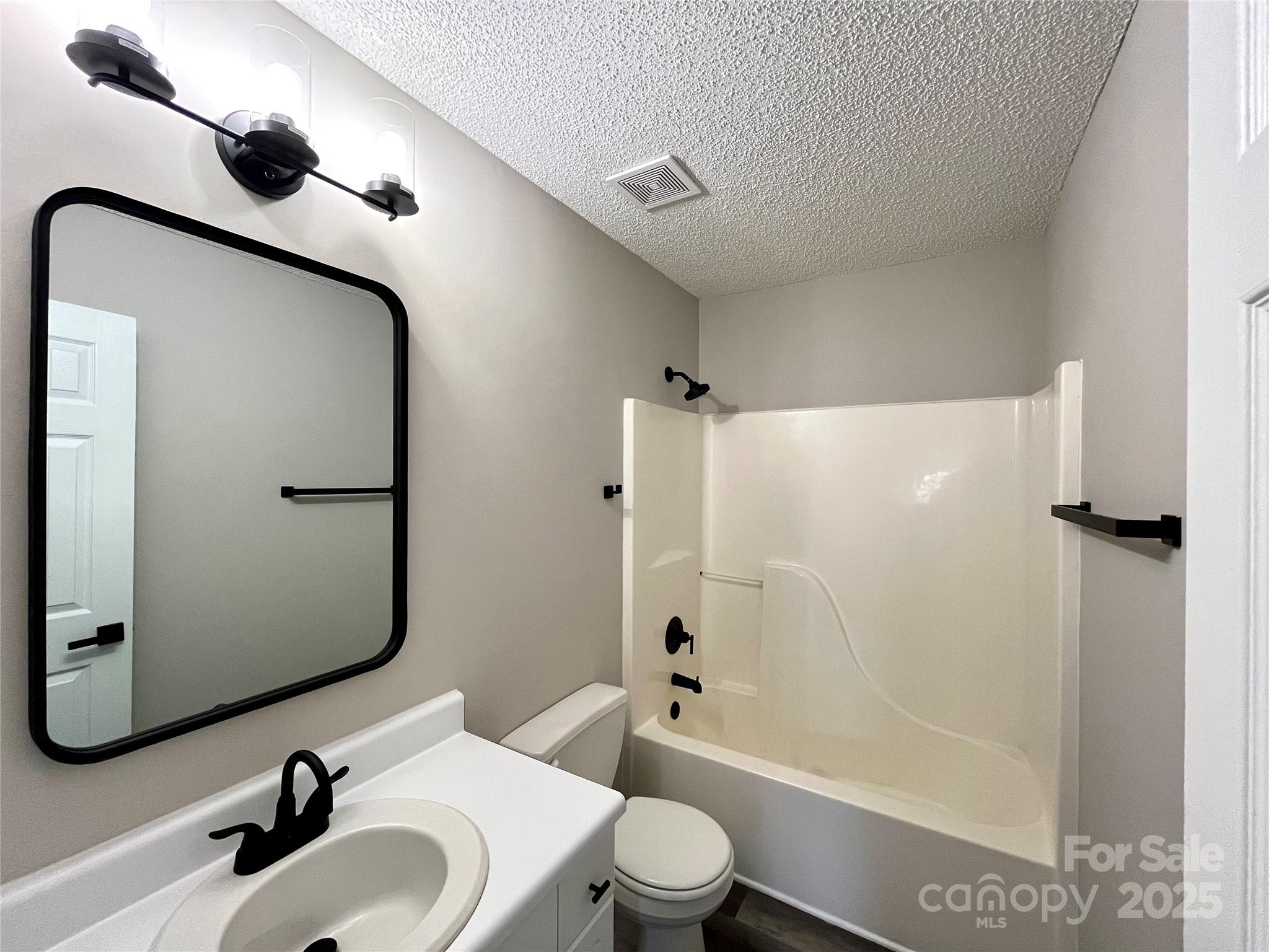 Chelsea Woods - Residential