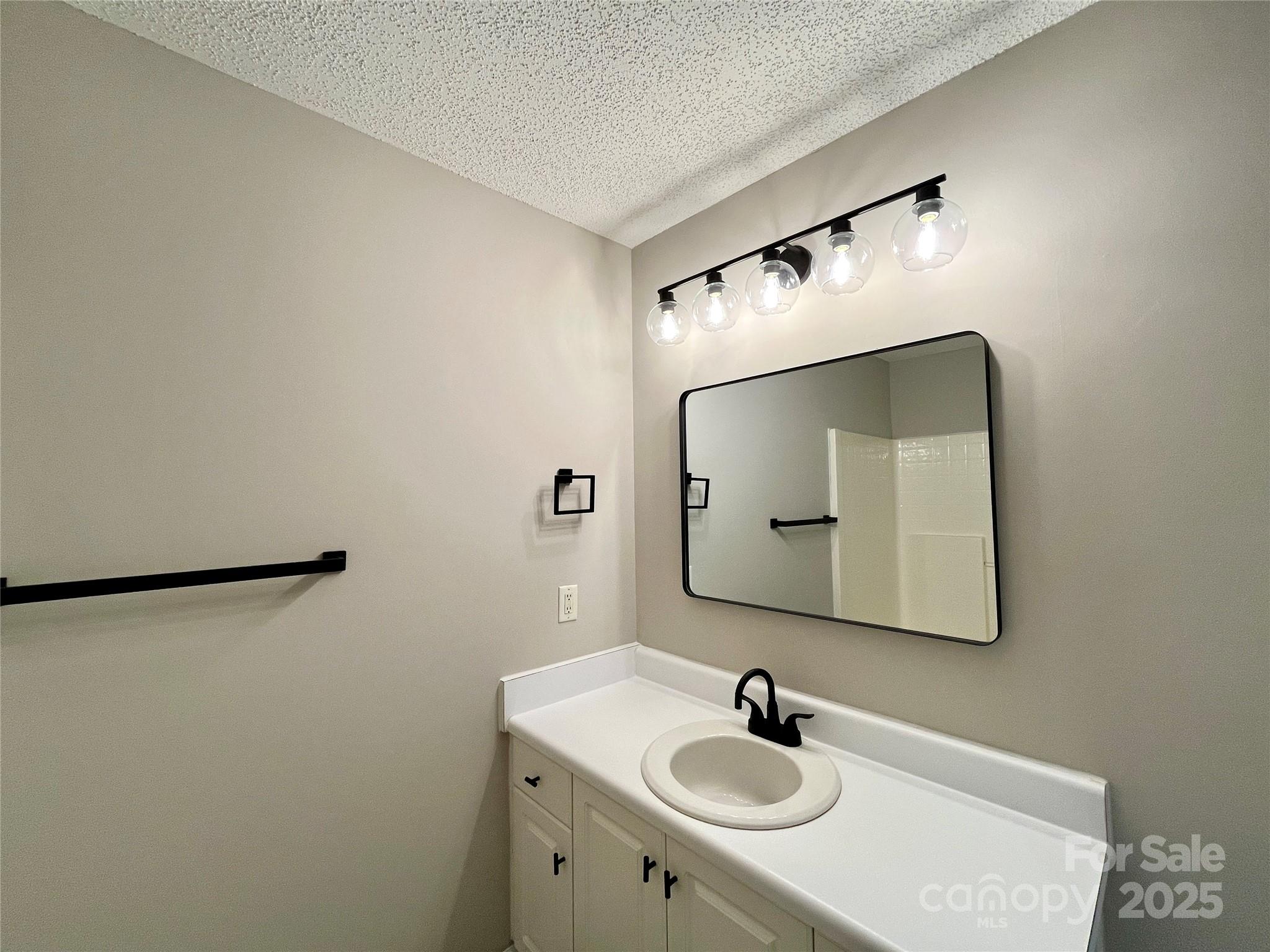 Chelsea Woods - Residential