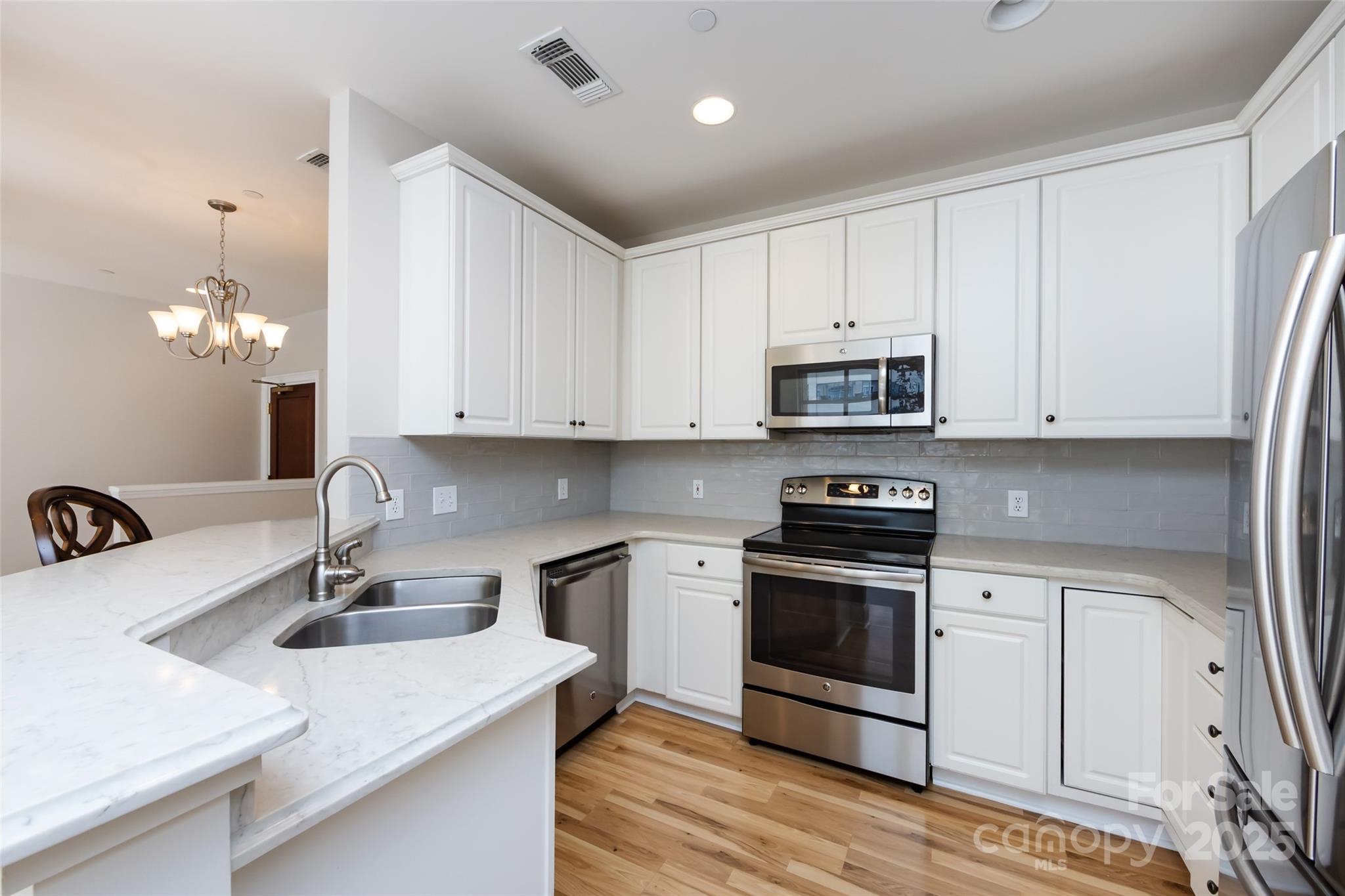 400 North Church - Residential