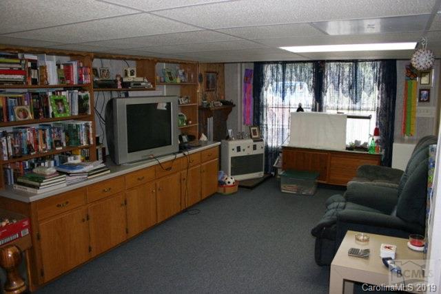 Quaker Meadows - Residential