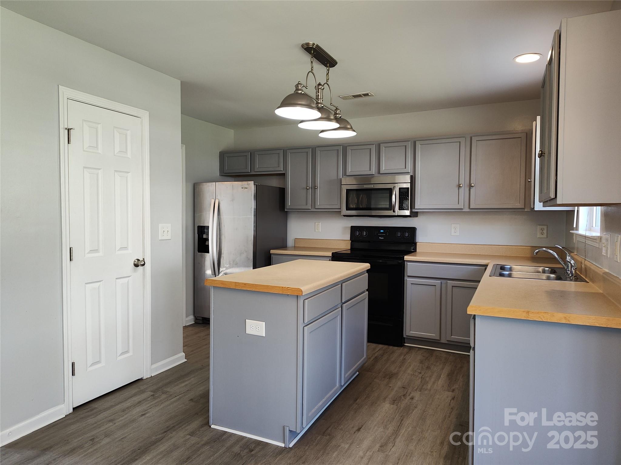 Linda Vista Place - Residential Lease