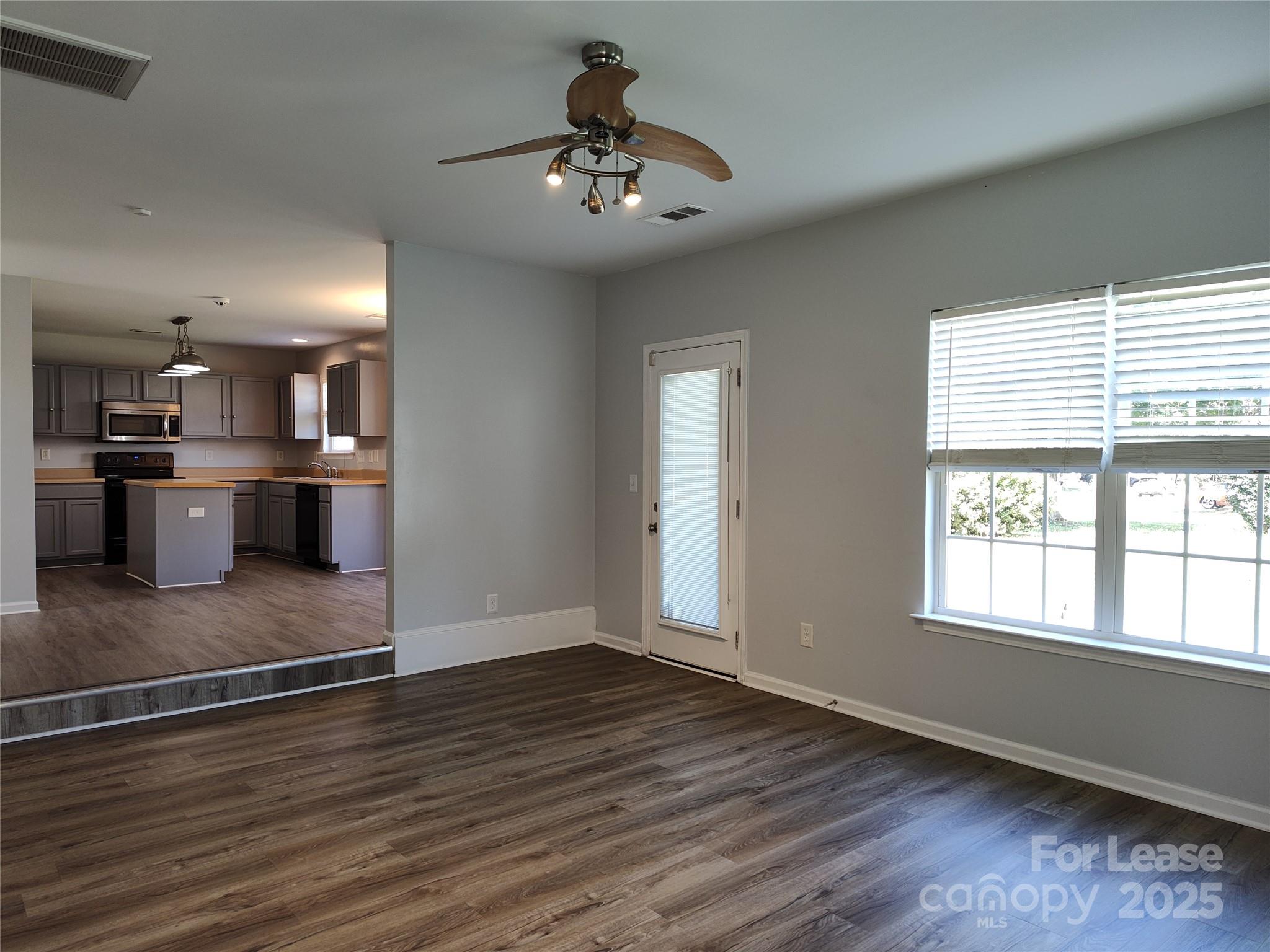 Linda Vista Place - Residential Lease