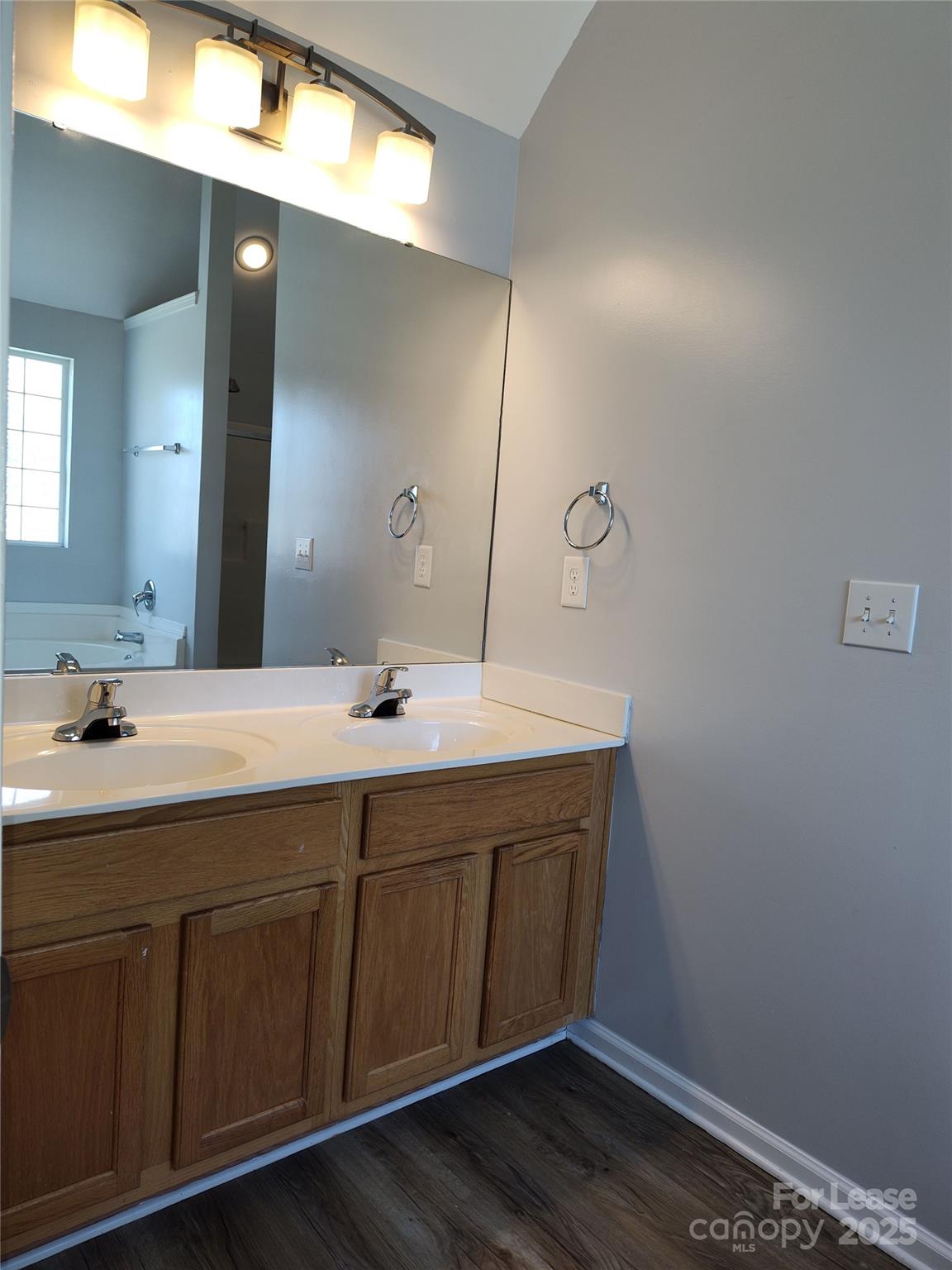 Linda Vista Place - Residential Lease