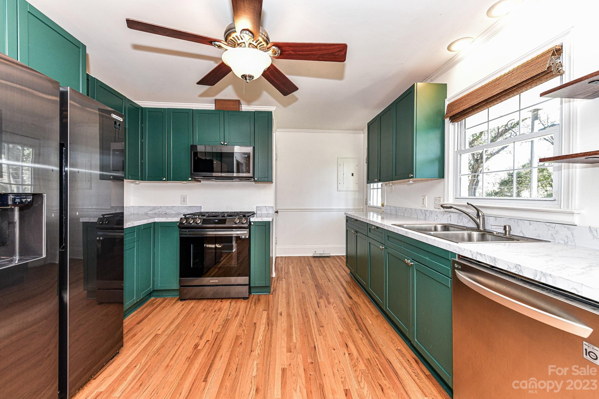 Madison Park - Residential