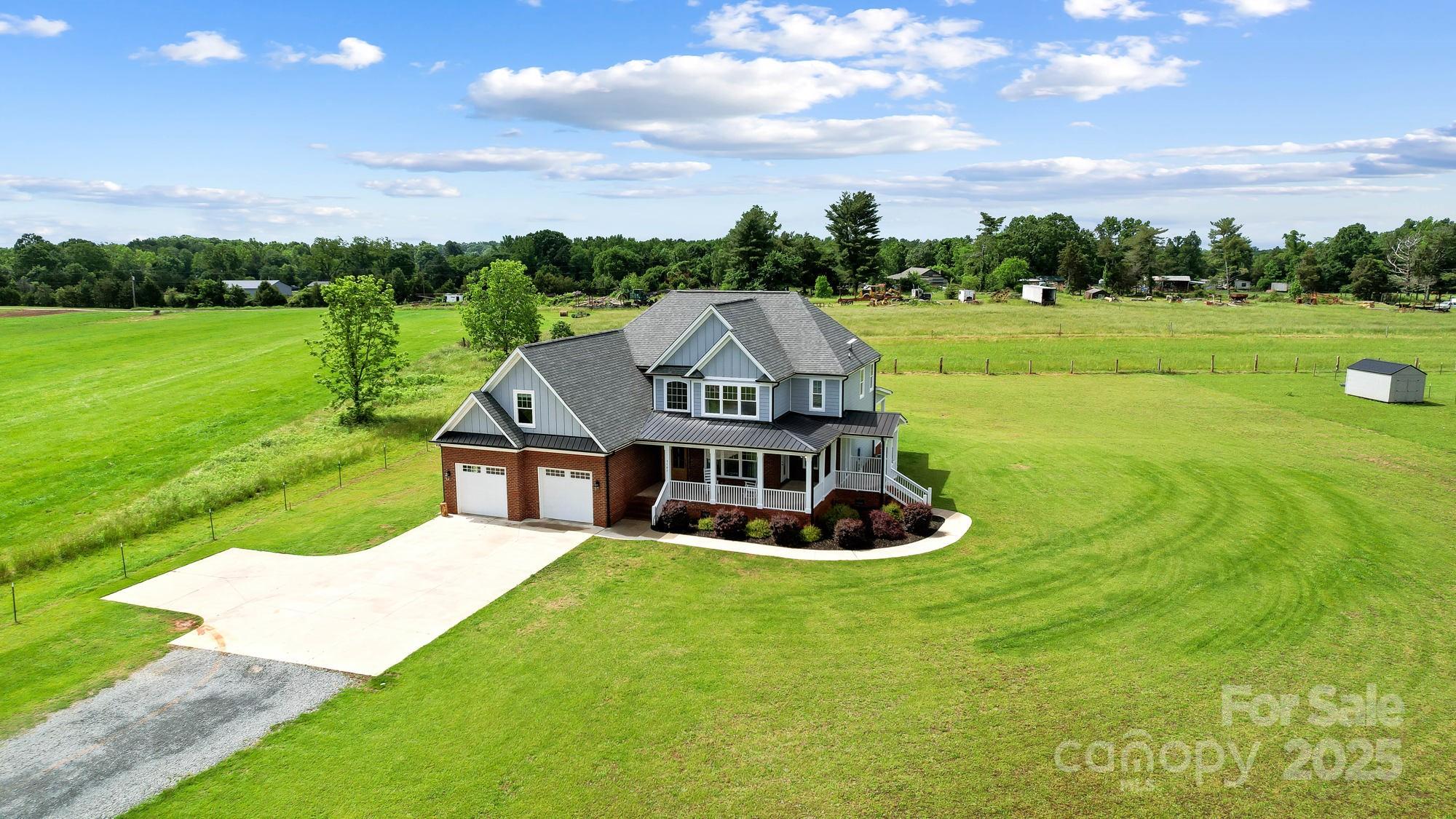 3707 Seagrave Farm Road