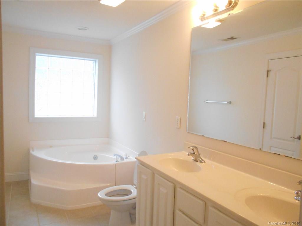 Shamrock - Residential Lease