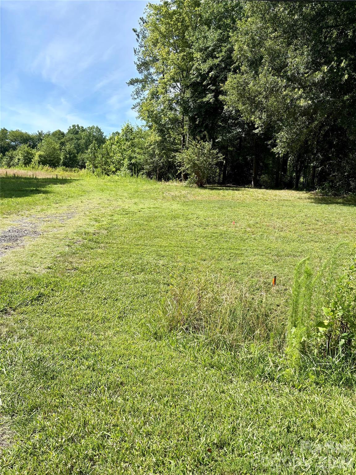 1323 Hill Road 2