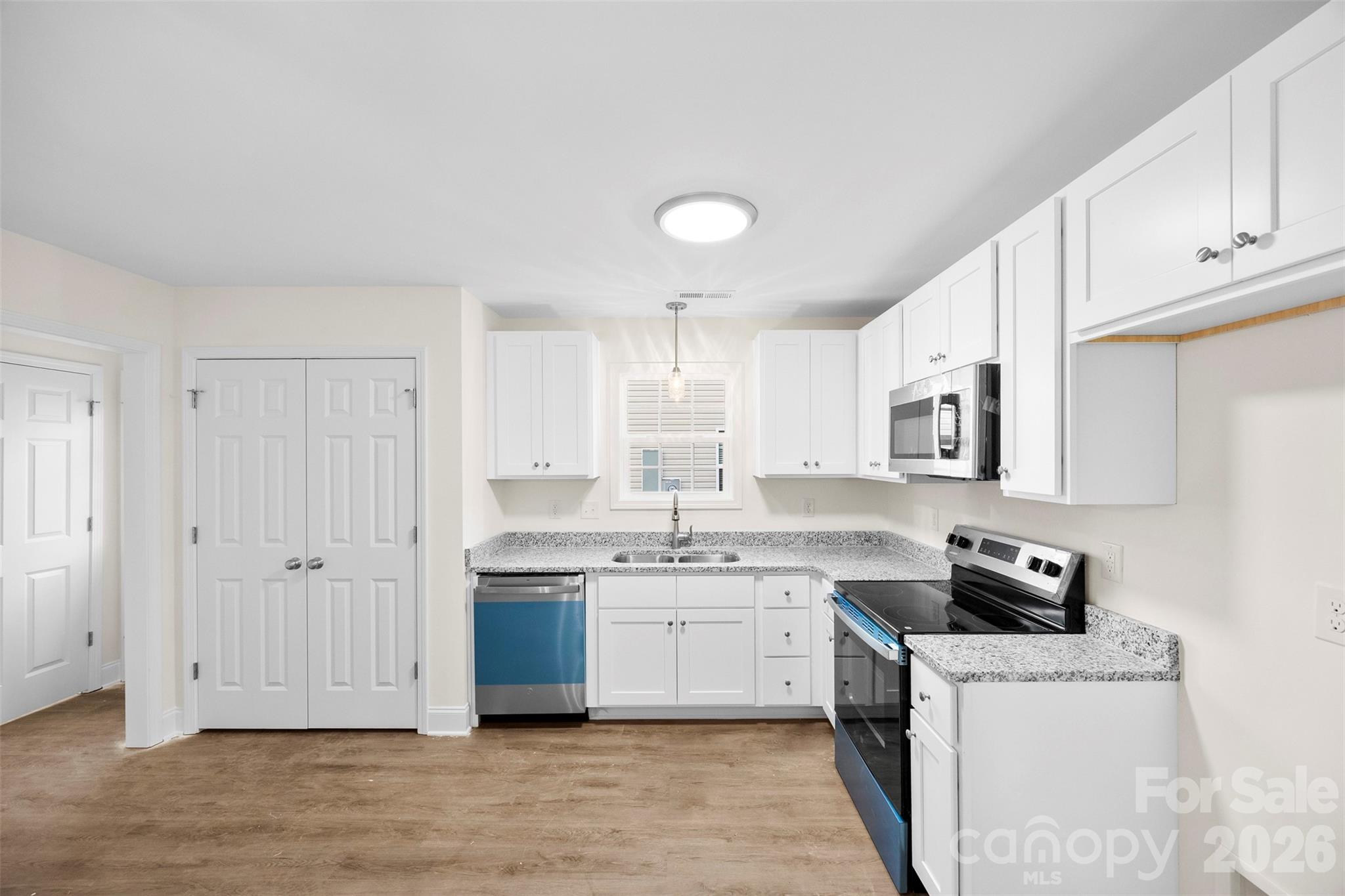 Cedar Oaks - Residential