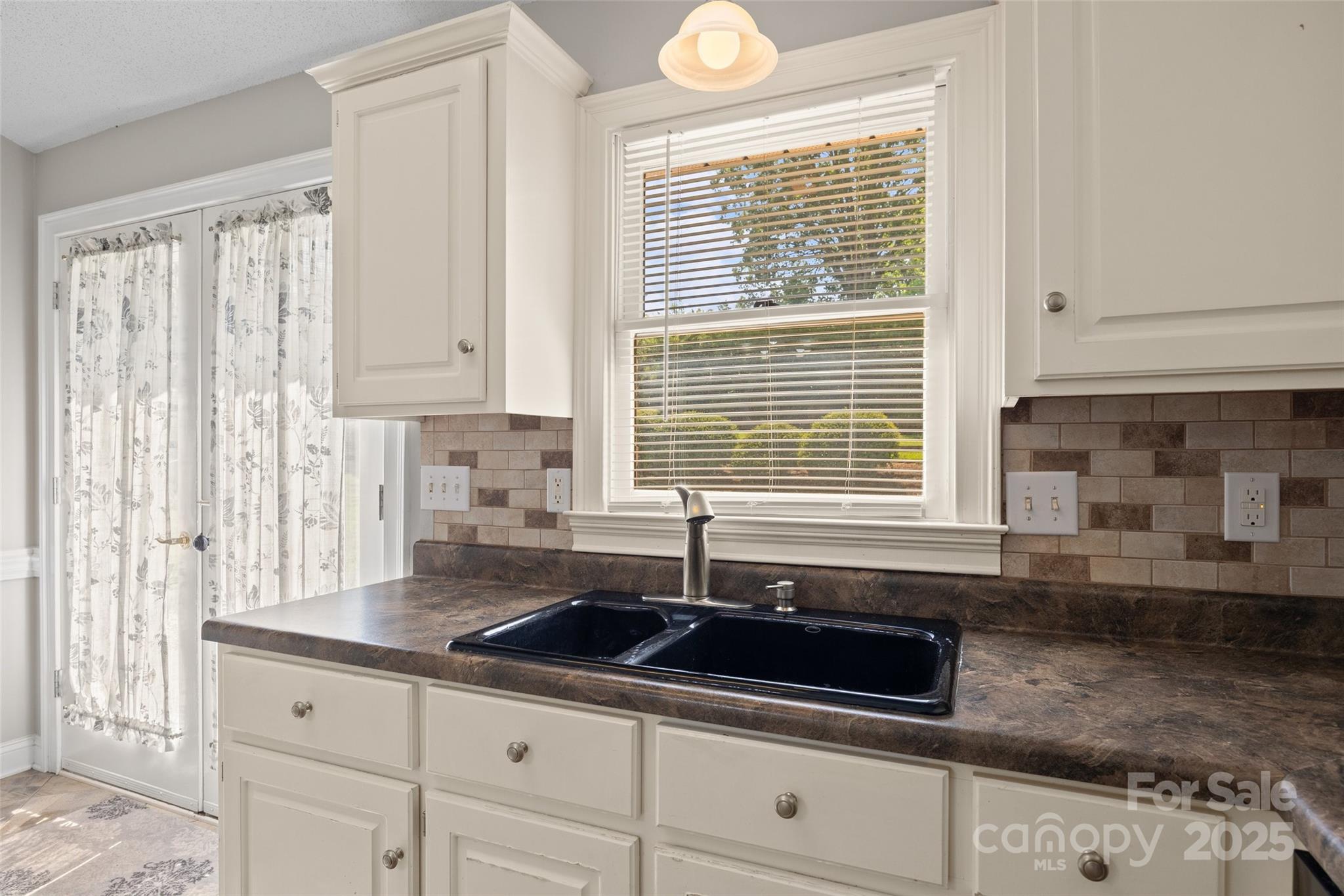 Devonridge - Residential