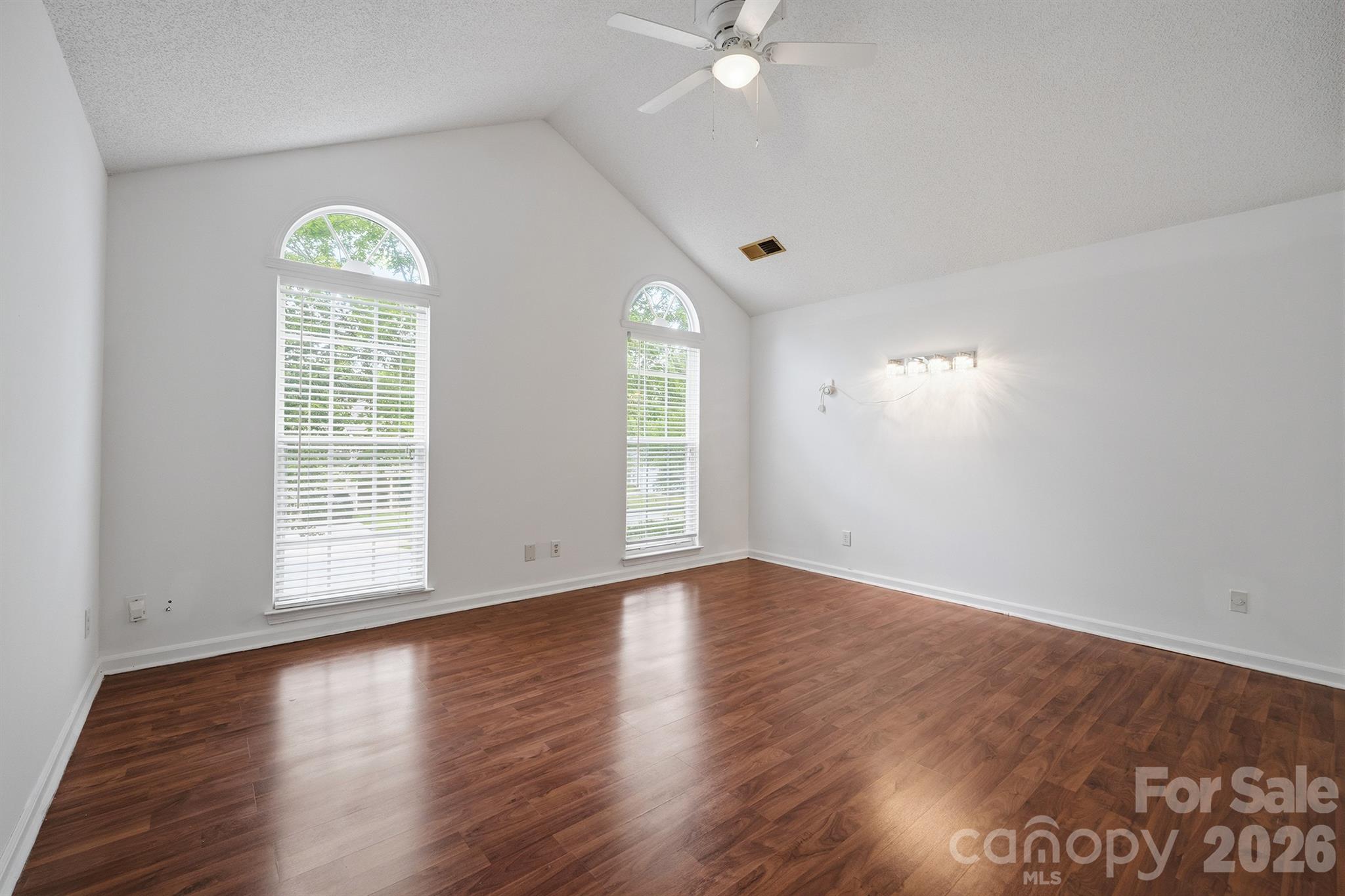 9426 Cantle Drive