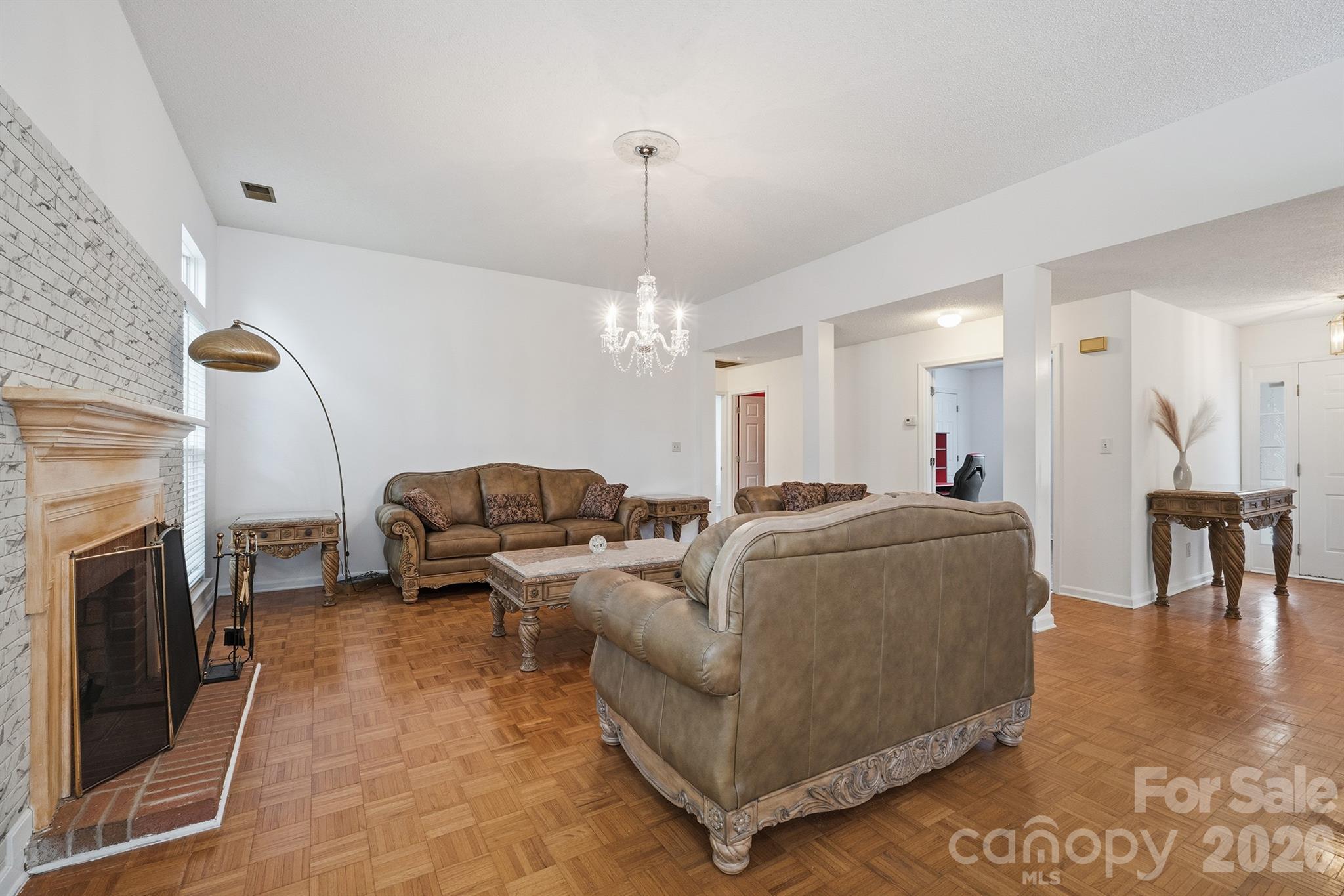 9426 Cantle Drive