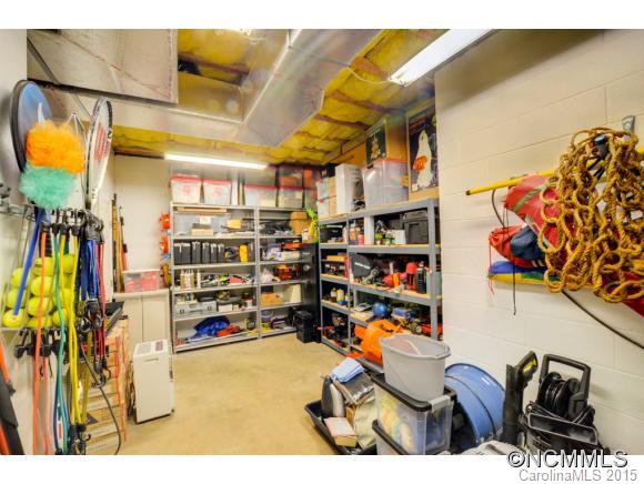 Laurel Lake Estates - Residential