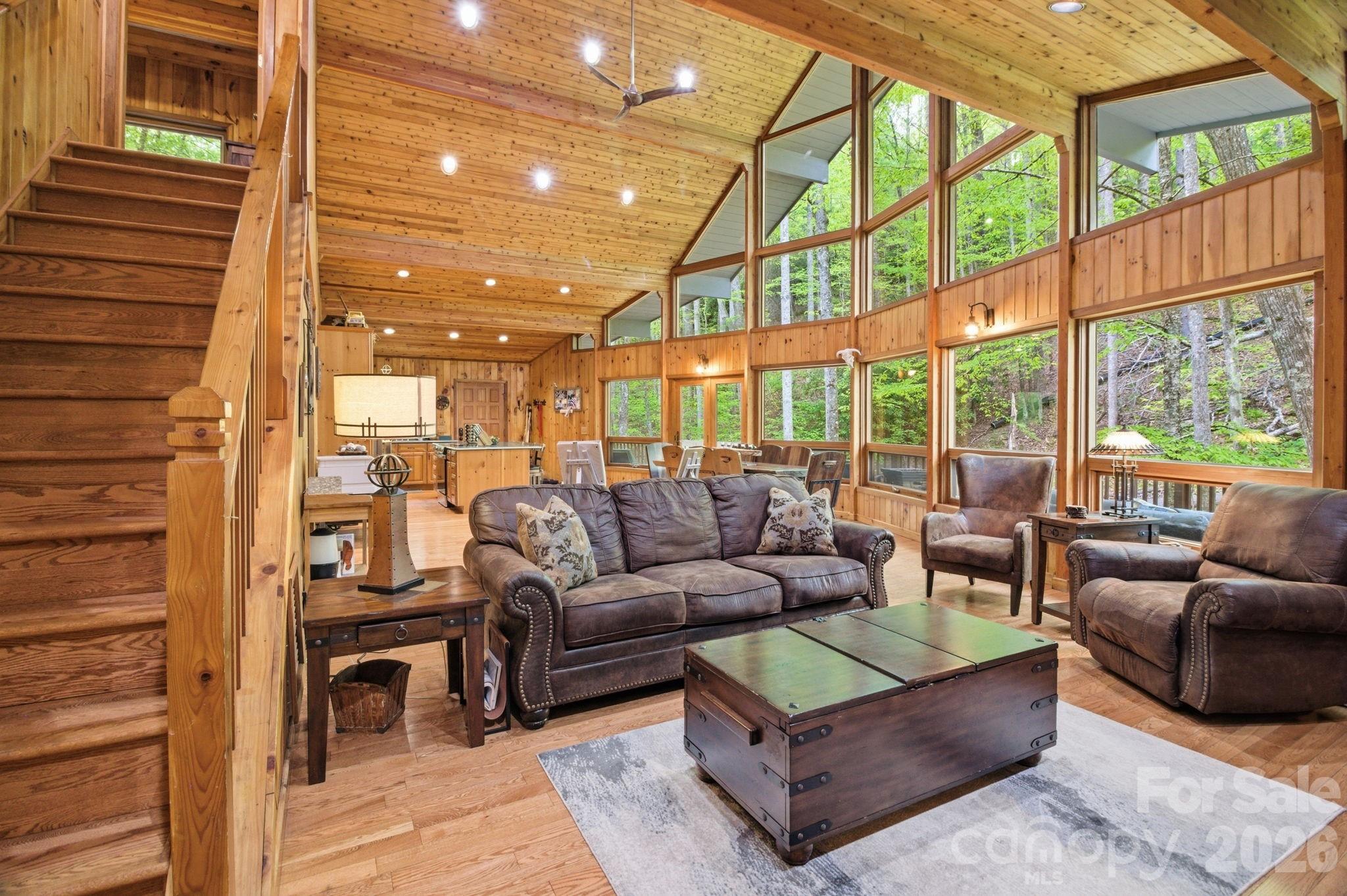 yonahlossee saddle club - Residential