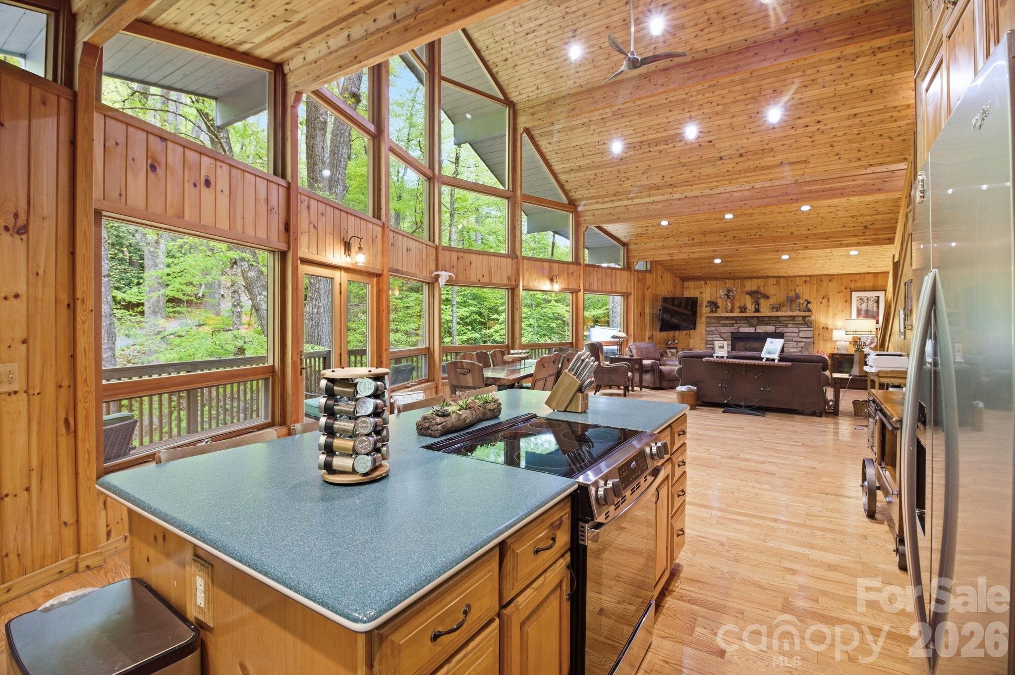 yonahlossee saddle club - Residential