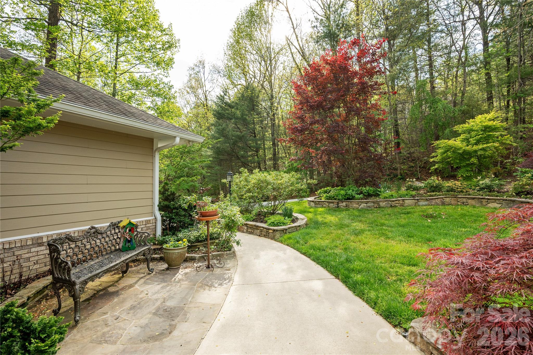 508 Cobblestone Lane N