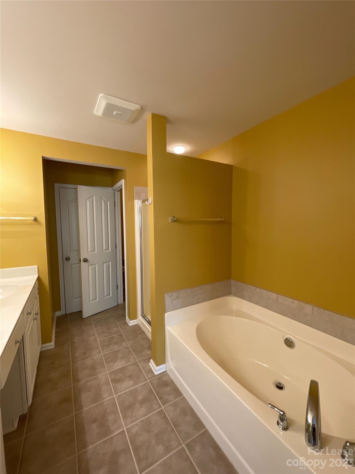 Blakeney Preserve - Residential Lease