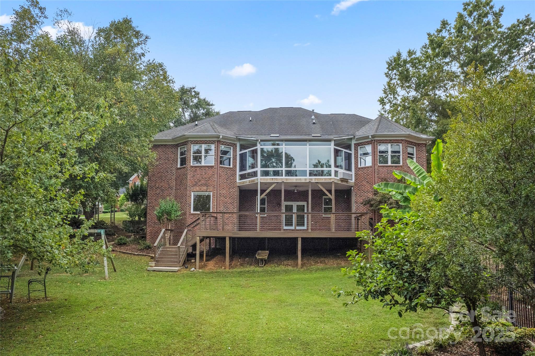 142 Canterbury Crossing