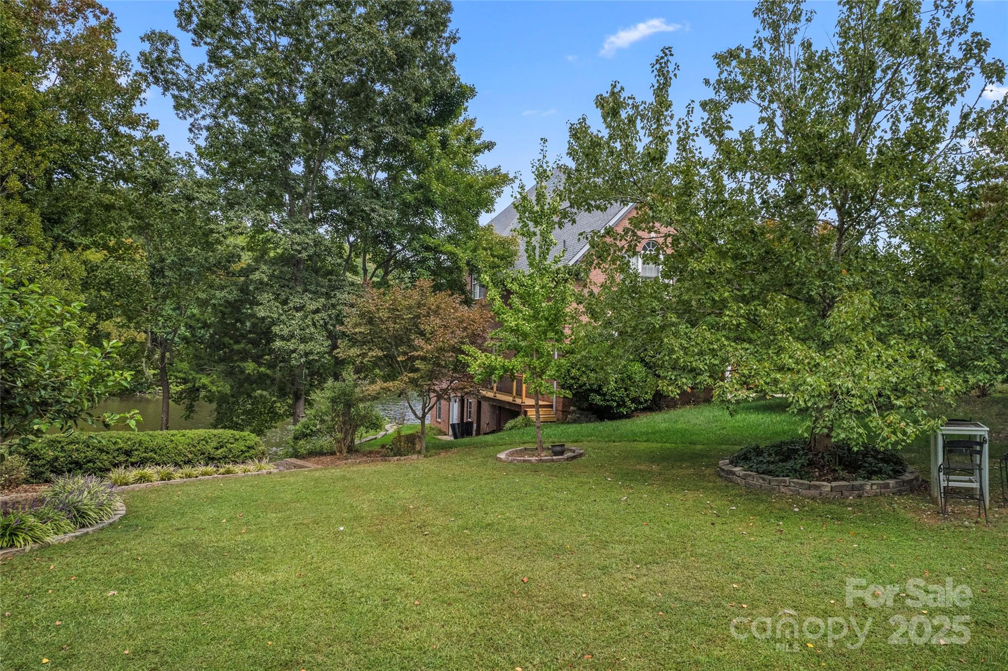 142 Canterbury Crossing