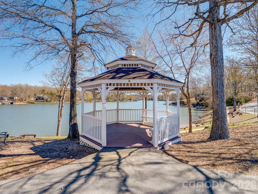 River Falls - Residential