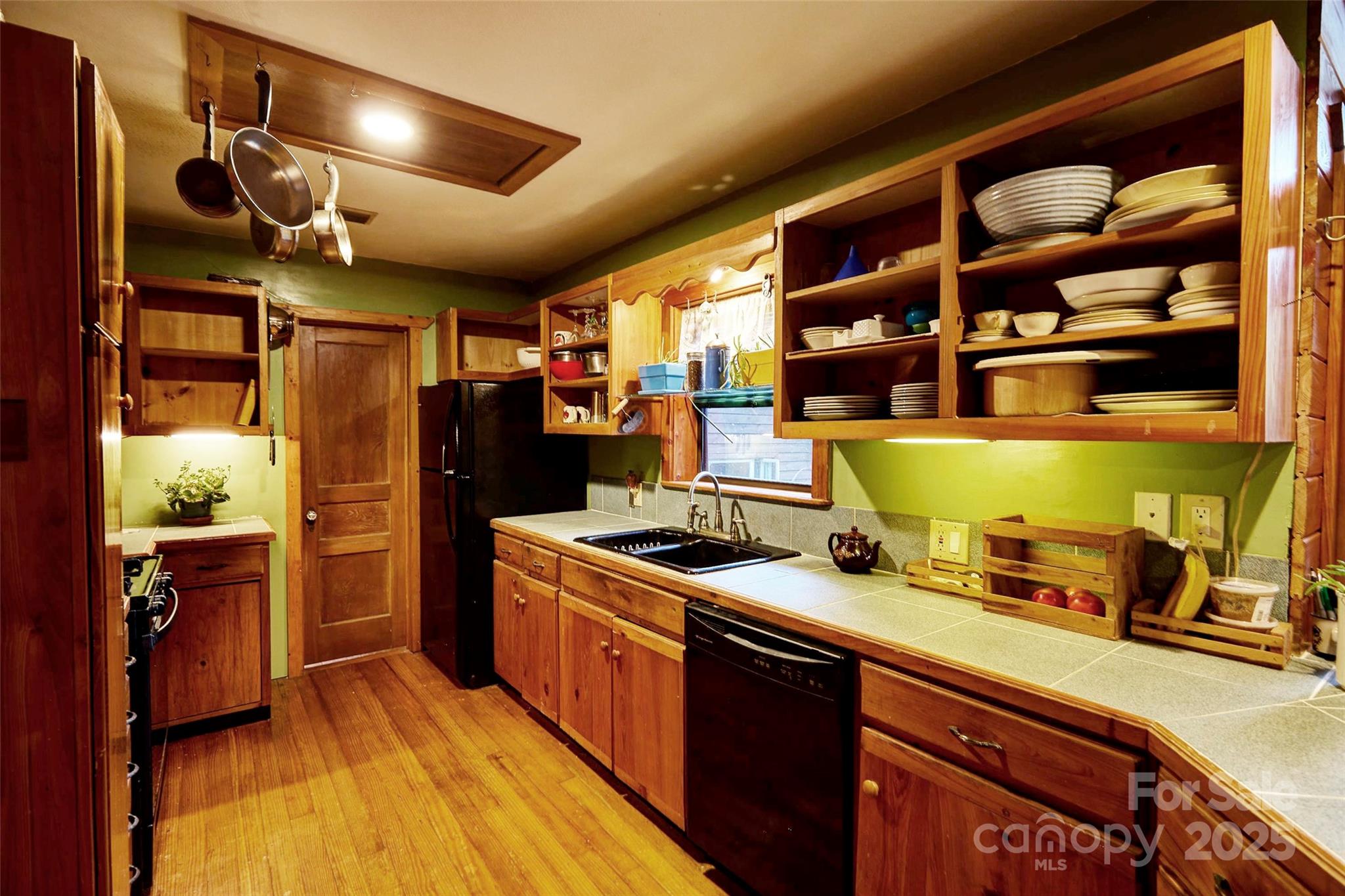 Fontana View Lake - Residential