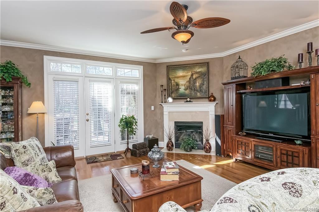 Waterford Glen - Residential