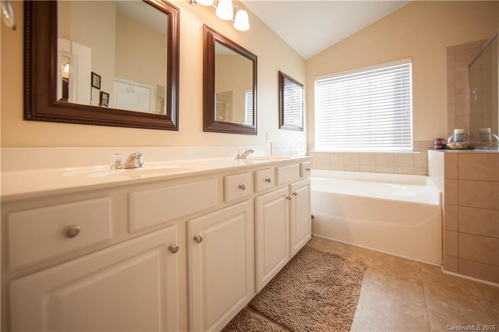 Ridge Pointe - Residential