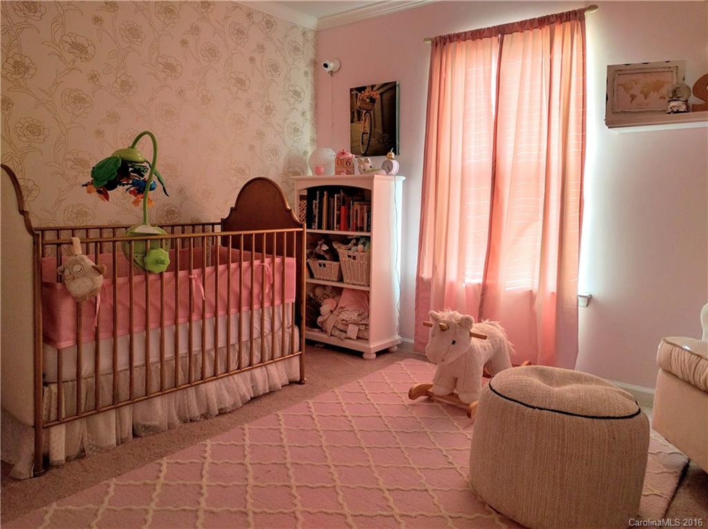 Ridge Pointe - Residential