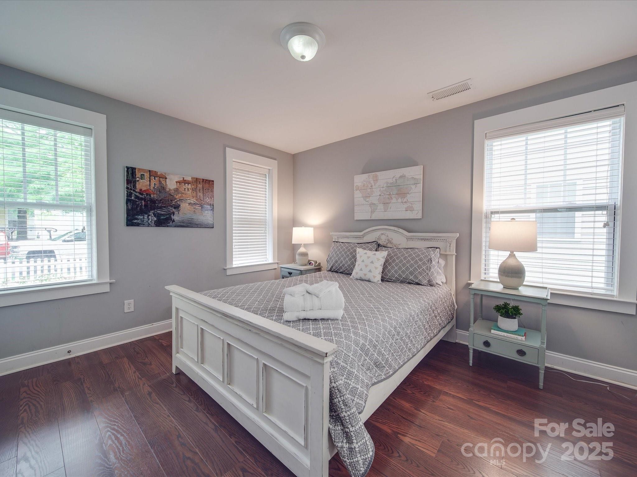 Lela Court - Residential