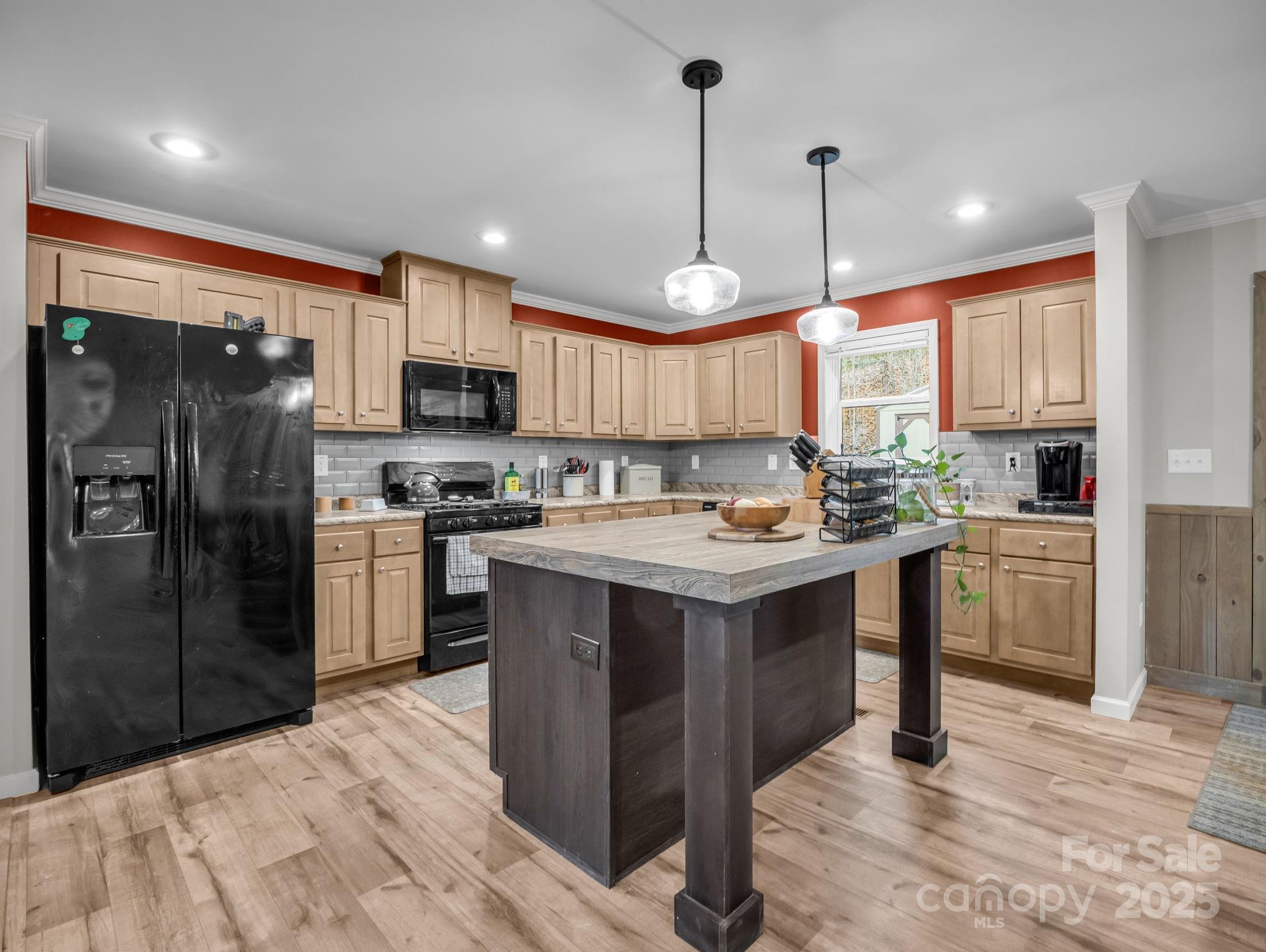 Rainbow Lake - Residential