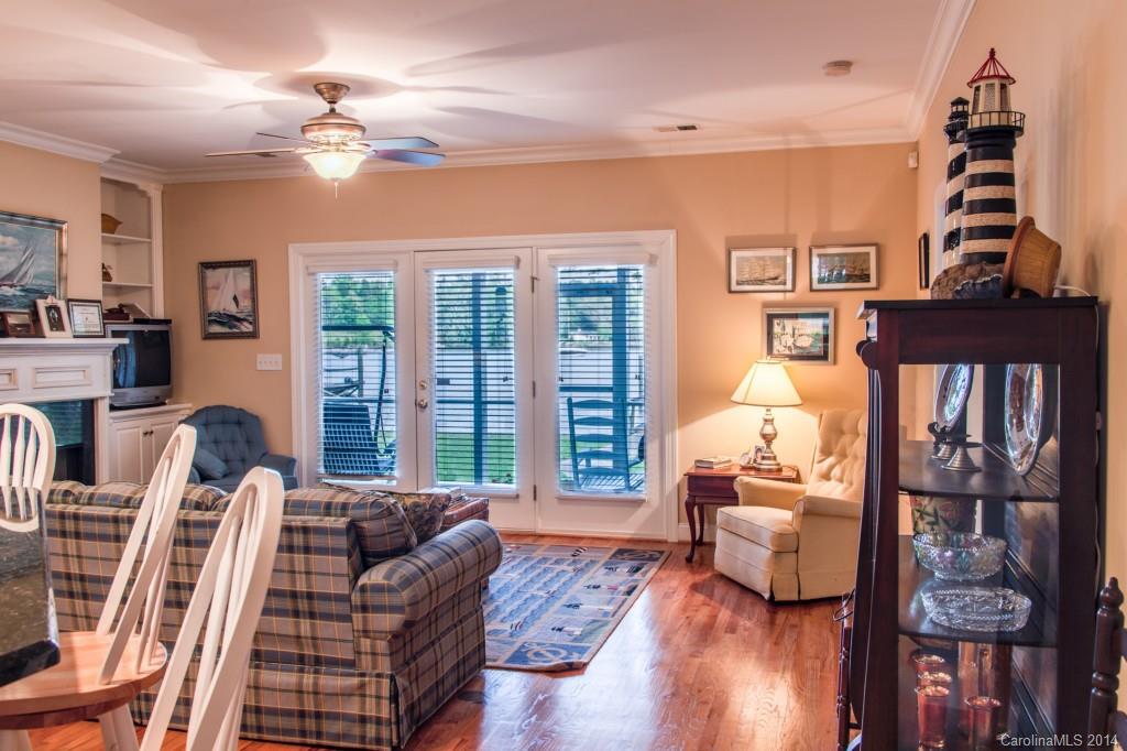 Riverfront - Residential