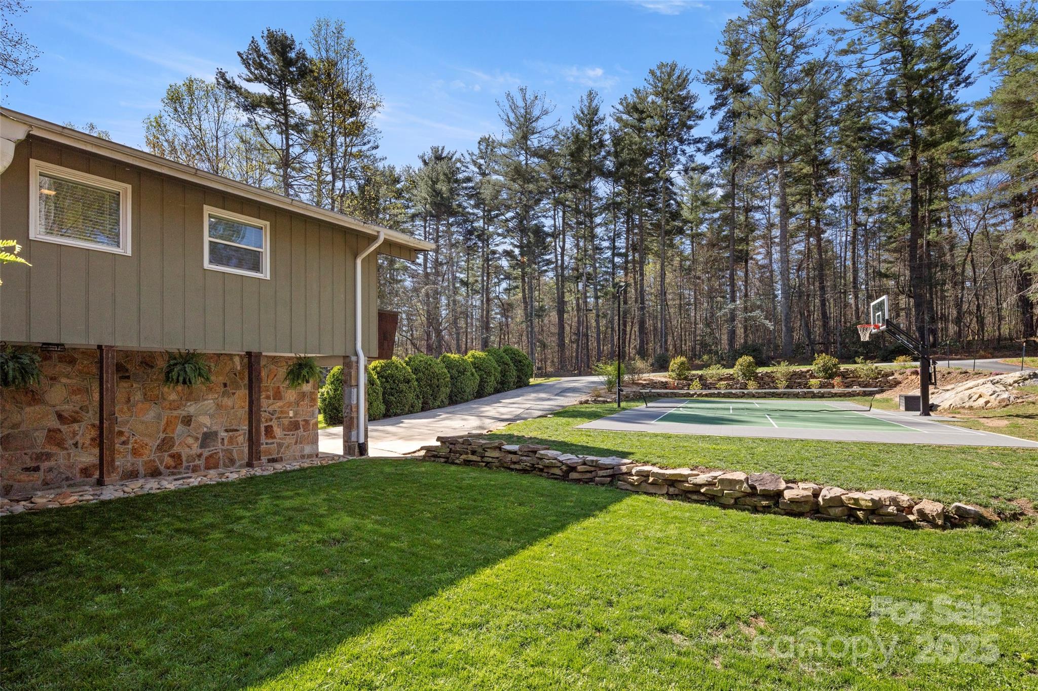 4075 Little River Road