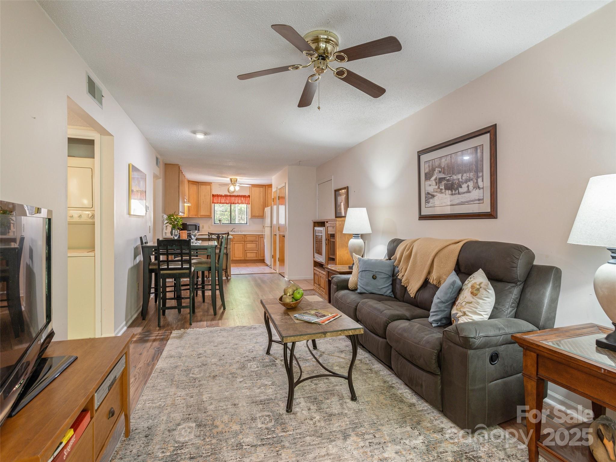 55 Lake Drive 4P