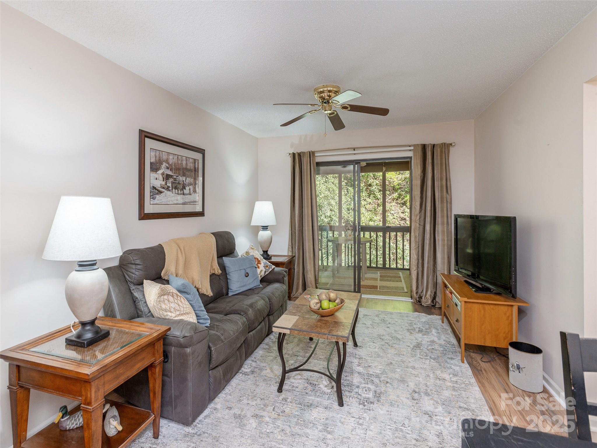 55 Lake Drive 4P