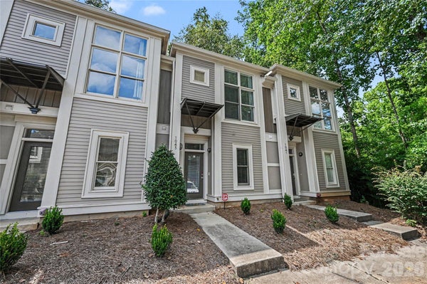 1043 PARK WEST DR, CHARLOTTE, NC 28209 - Image e967c9bd65d0d71fe286572c8ca7e094/4044662199