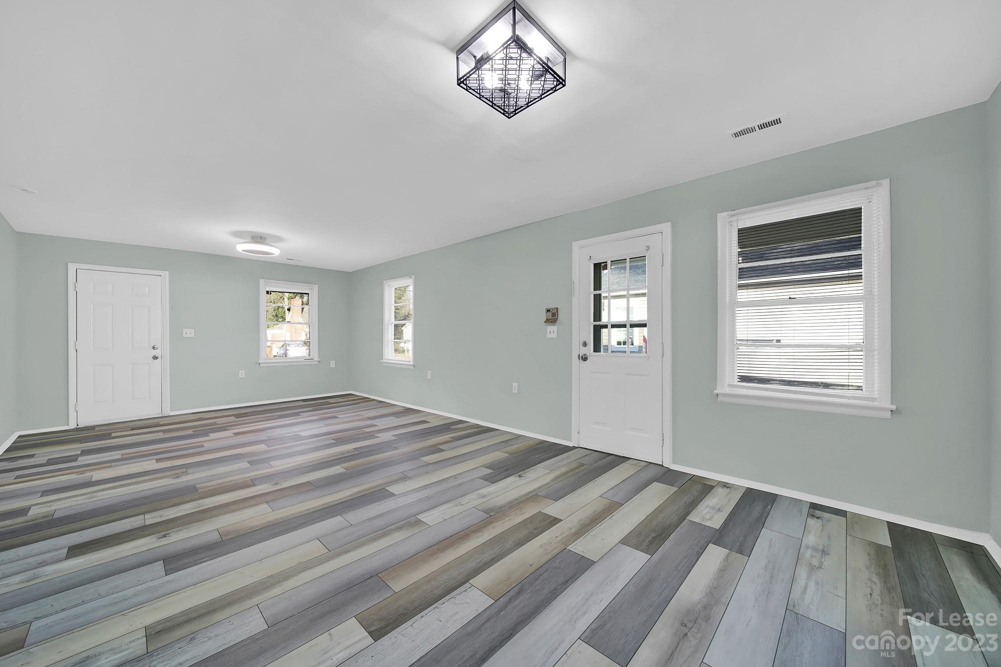 Parkview - Residential Lease