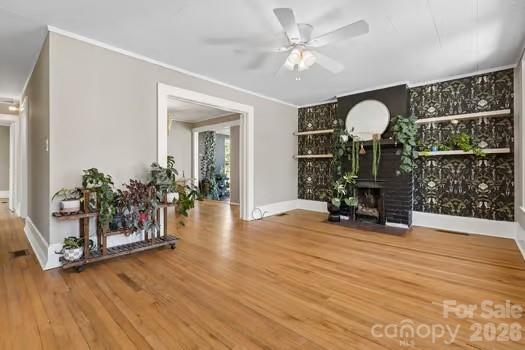 W H Smith - Residential